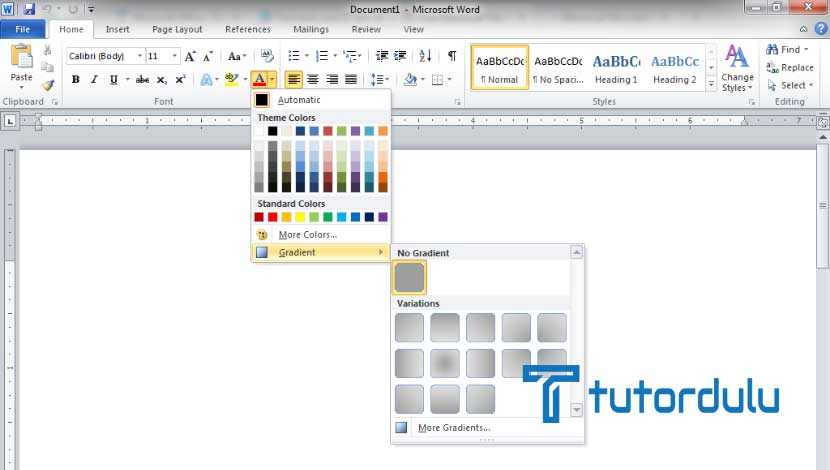cara membuat teks lebih menonjol dengan efek warna gradien Microsoft Word